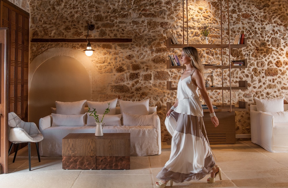 Serenissima Boutique Hotel 42/71
