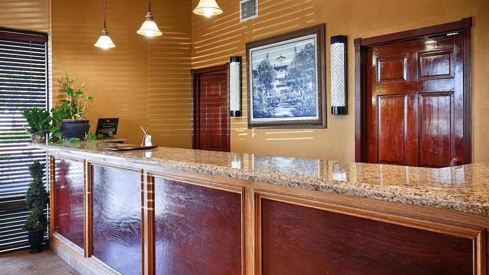Best Western Taylor Inn 5/24