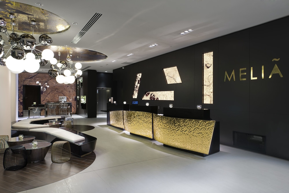 Melia Paris La Defense 6/73