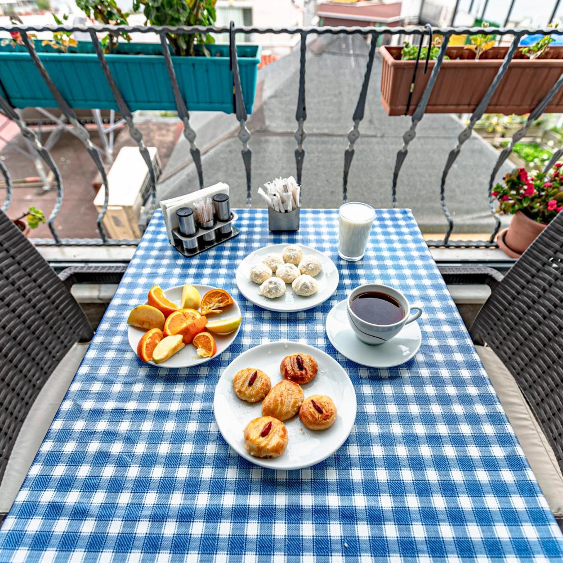 Stanpoli Hotel 38/55