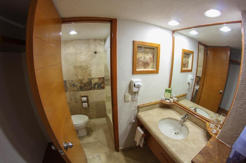 غرفة، Plaza Pelicanos Club Beach Resort 4/4