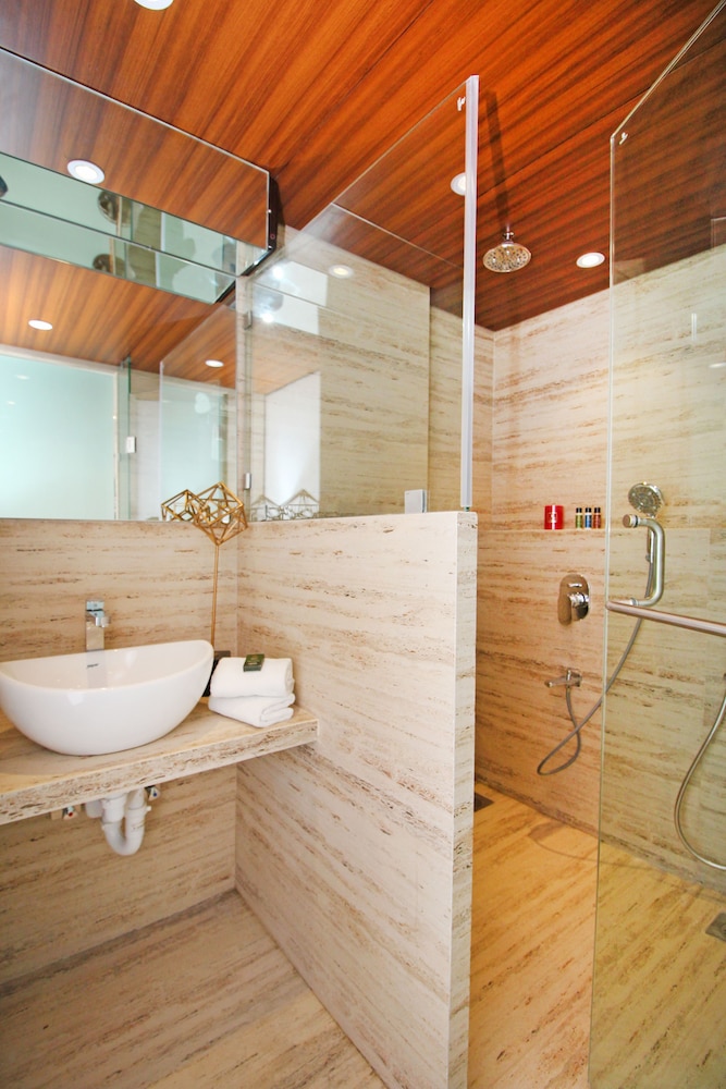 Theory9 Premium Serviced Apartments Khar 50/50