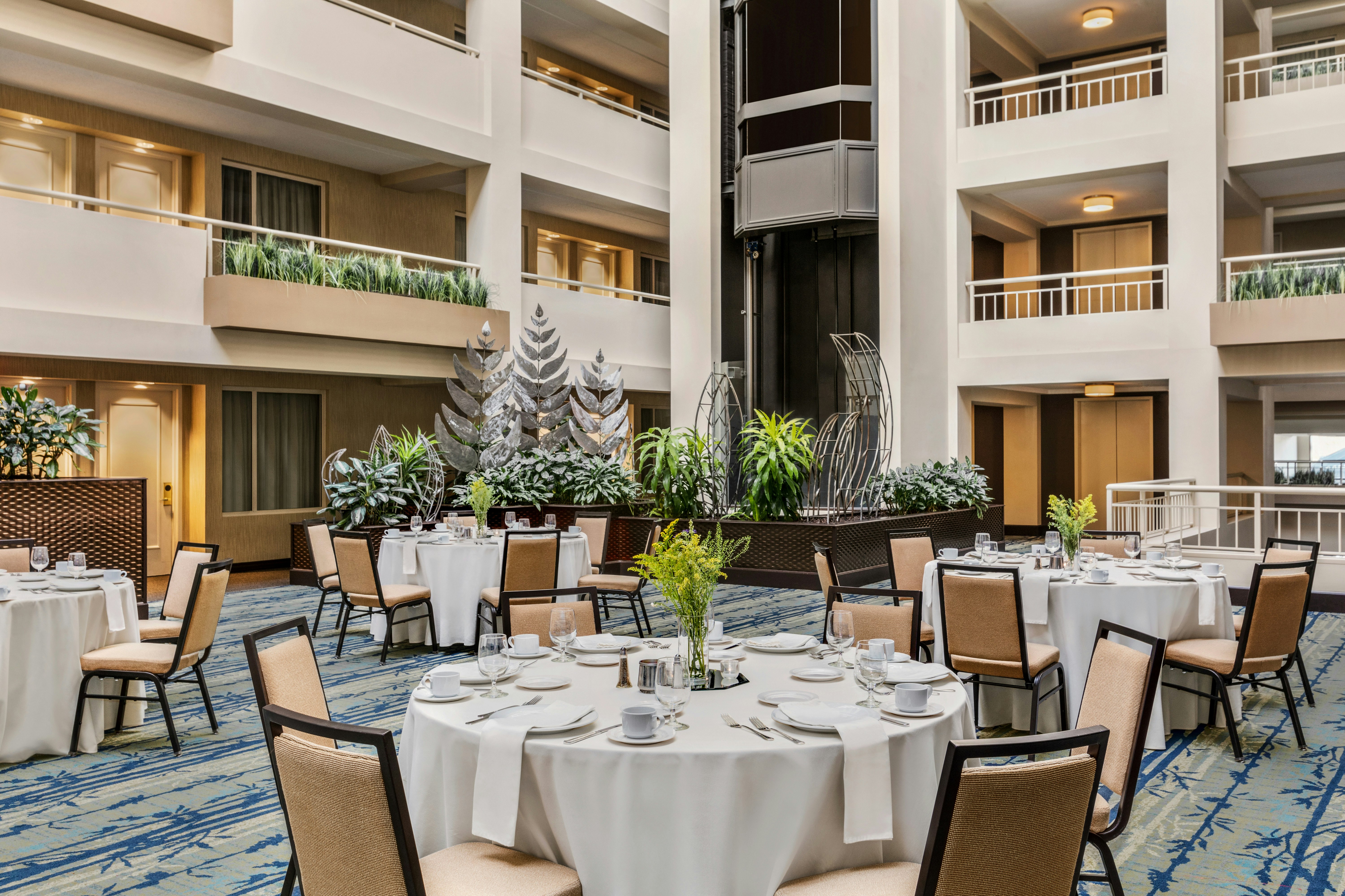 Embassy Suites by Hilton Boston Waltham 31/66