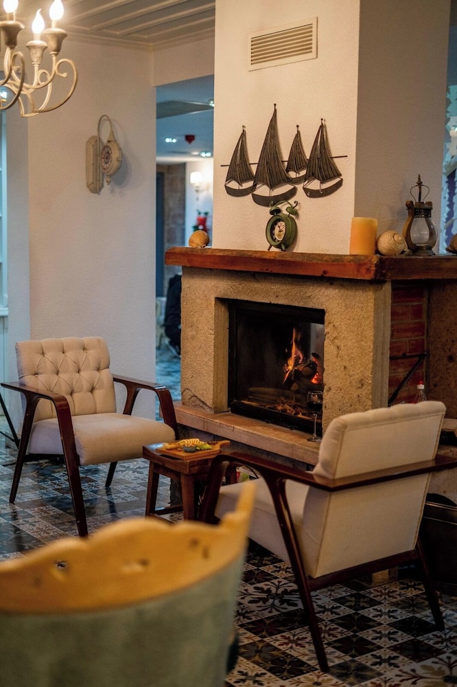 Cunda Fora Hotel 38/50