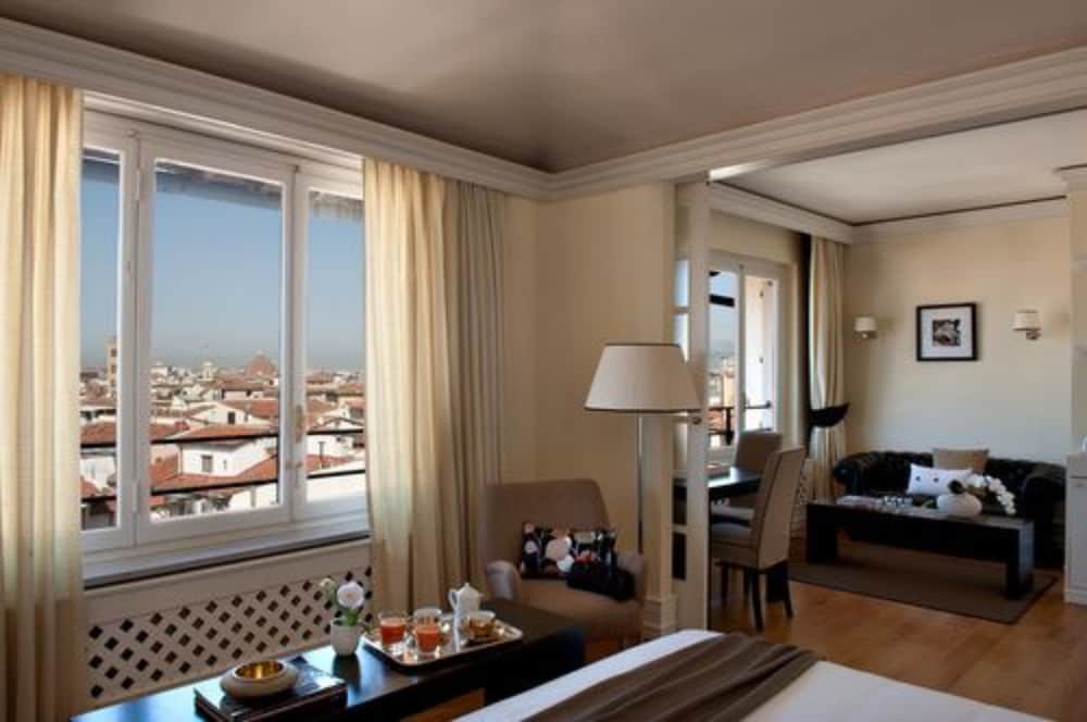 Tornabuoni Suites Collection 50/50