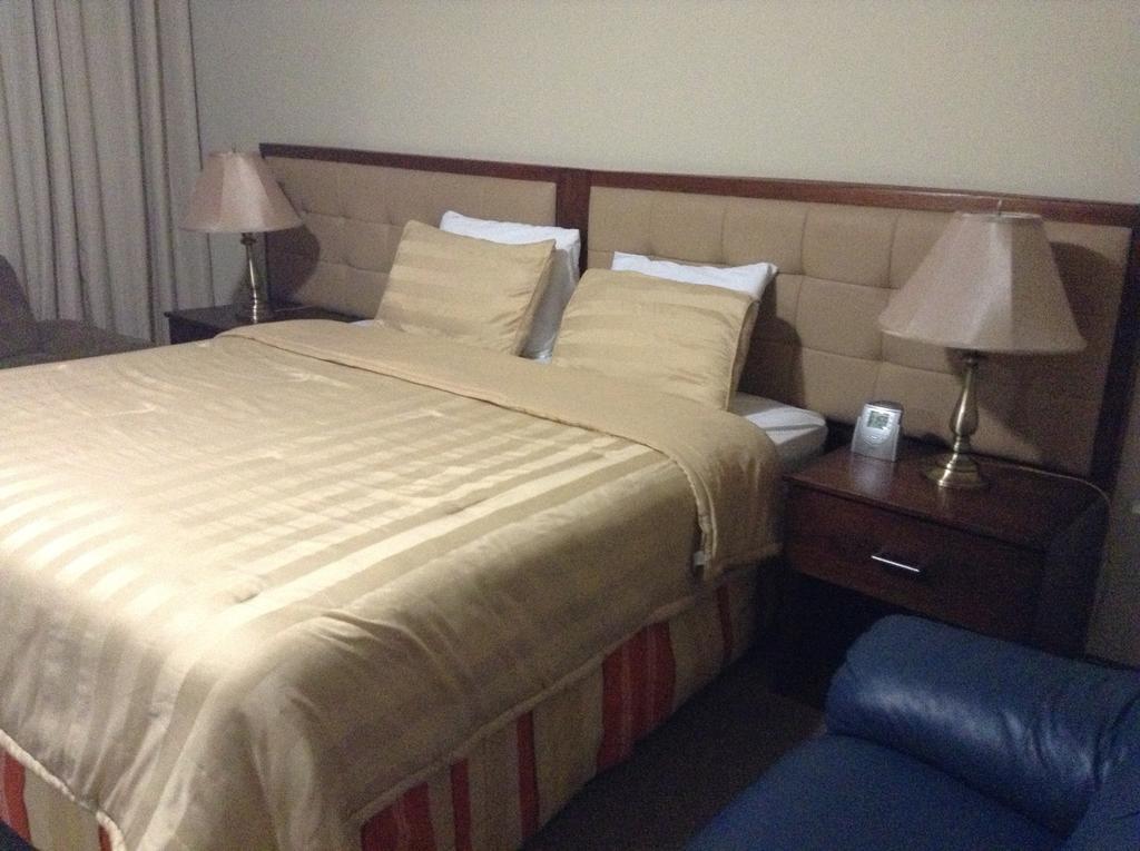 S.J. Suites Hotel 8/39