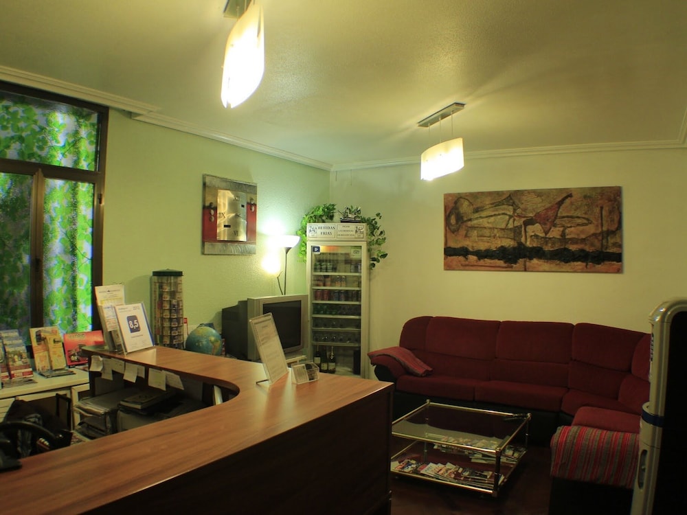 Hostal Esmeralda 25/36
