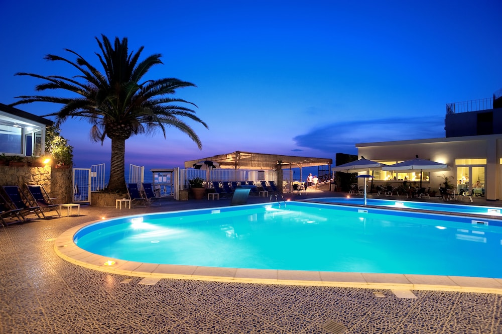 Hotel Saline Palinuro 49/50