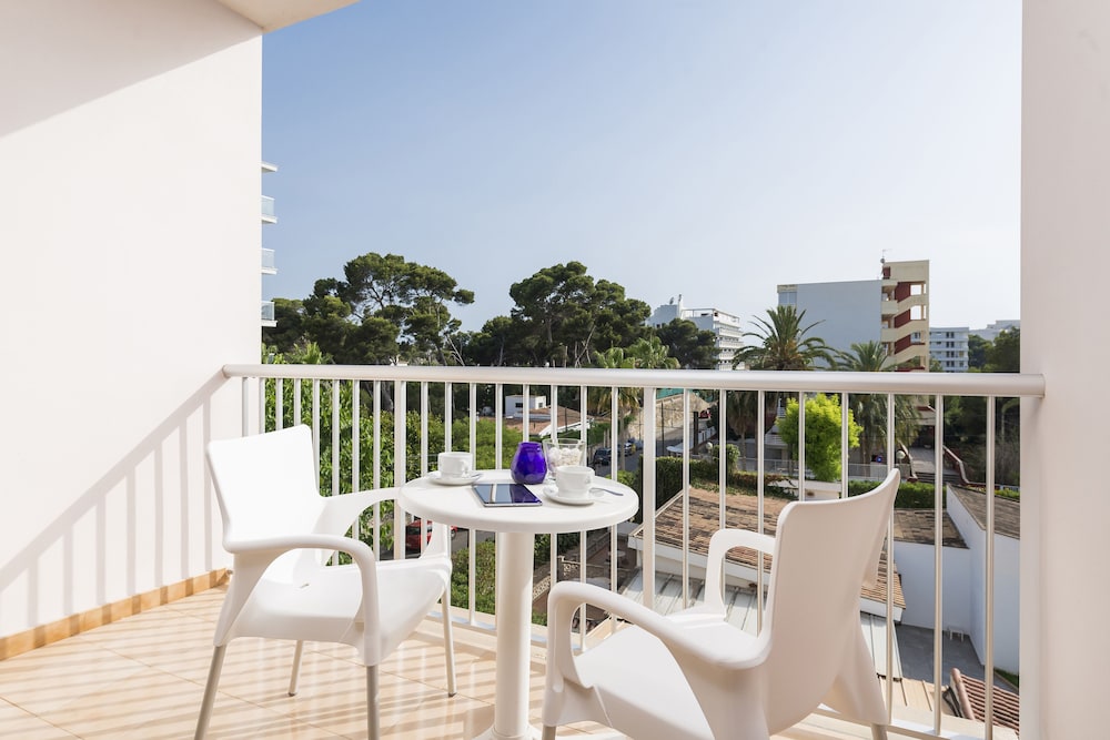 Hotel Condor 16/24