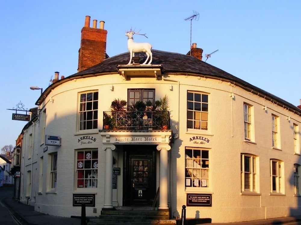 White Hart Hotel &amp; Restaurant 1/42