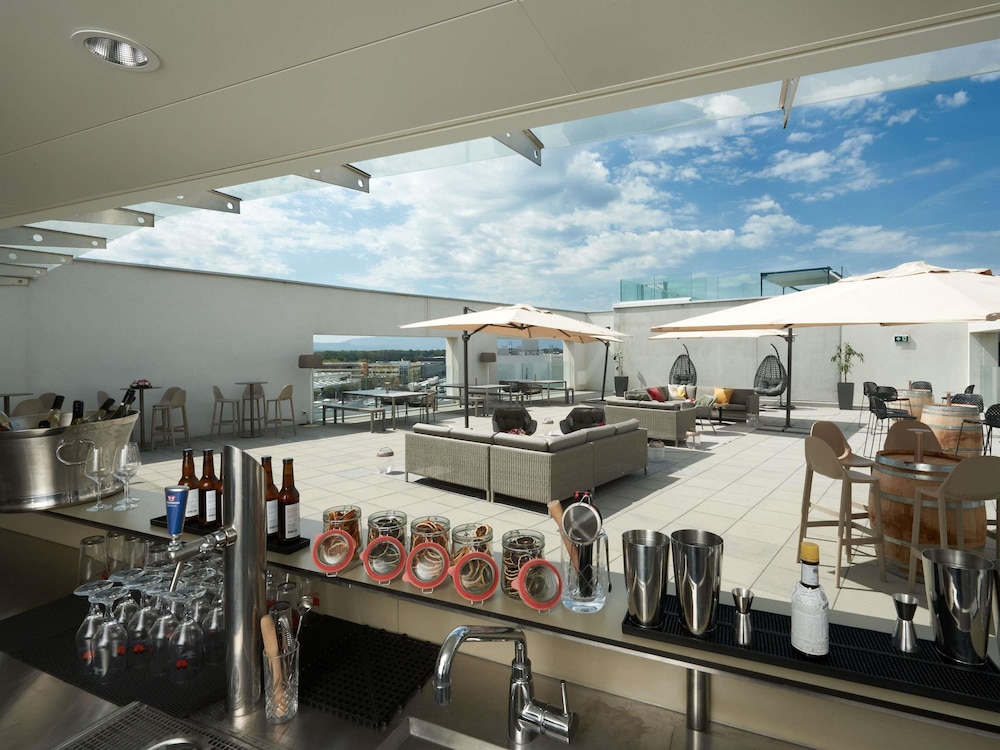 Mercure Geneva Airport 44/47