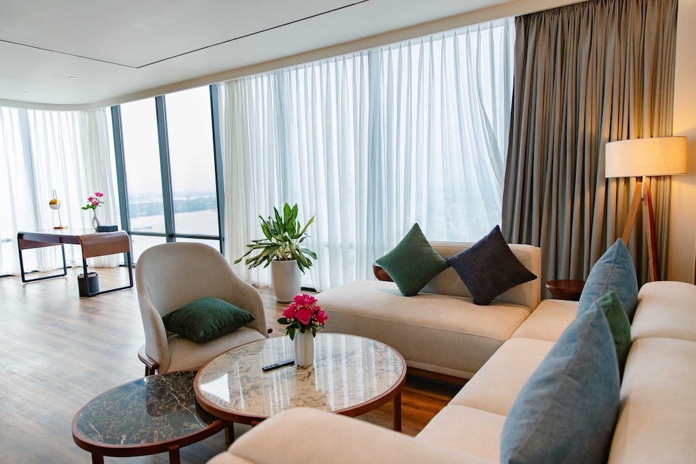 Central Plaza Hotel My Tho 28/50
