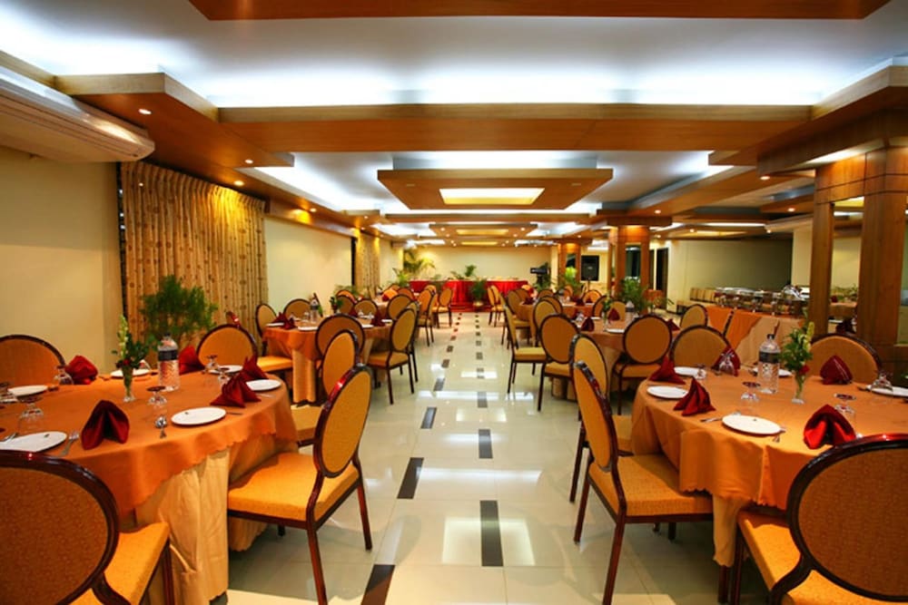 Hotel Star Pacific 38/46