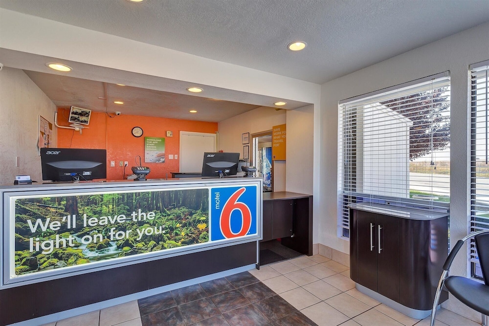Motel6 Vallejo, CA - Six Flags West 11/64