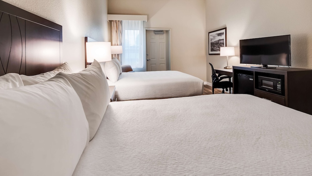 Best Western Plus The Inn At Hells Canyon 9/36