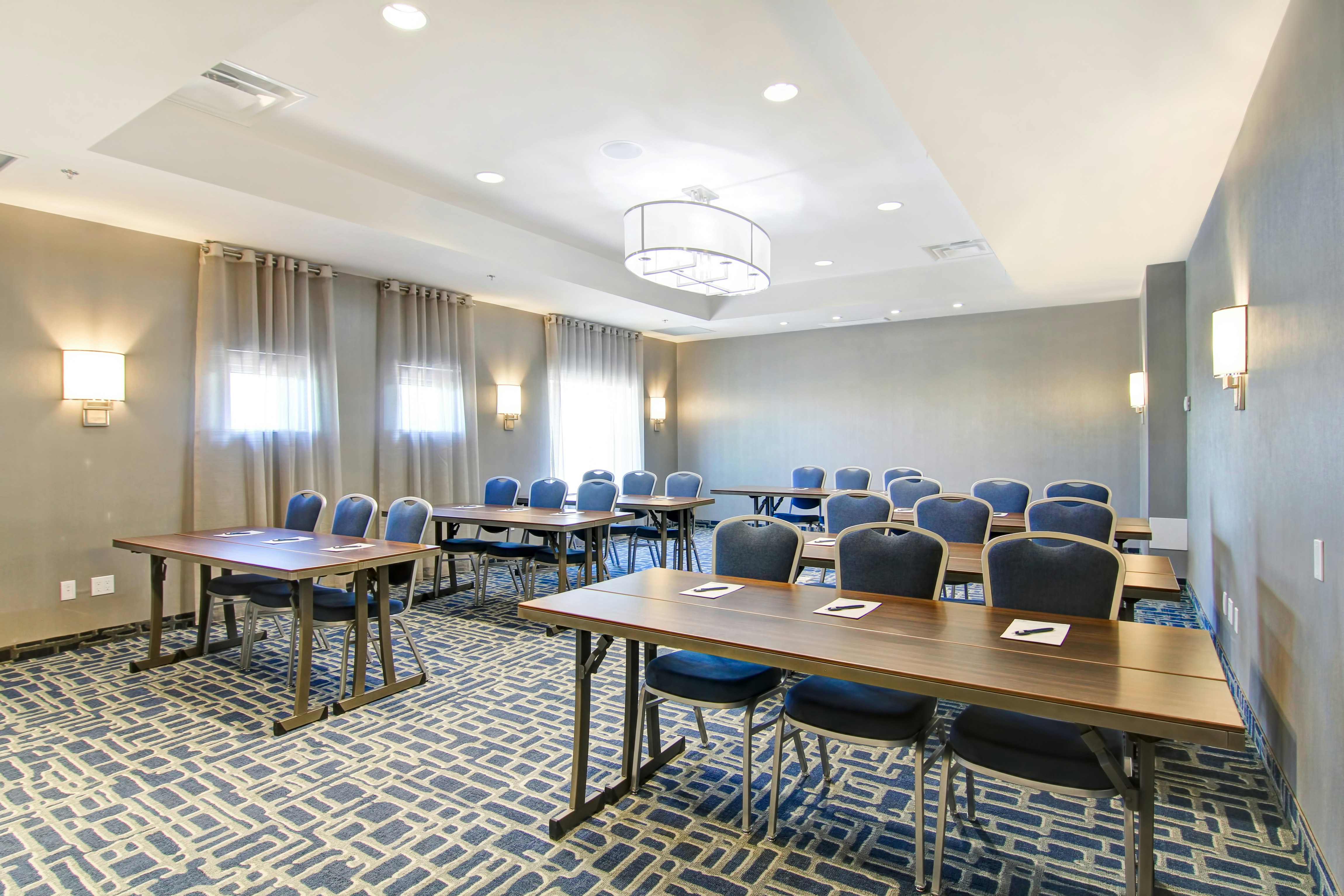 Homewood Suites By Hilton Ottawa Kanata 18/19