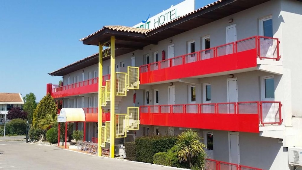 Brit Hotel Essentiel Sete Balaruc 7/50