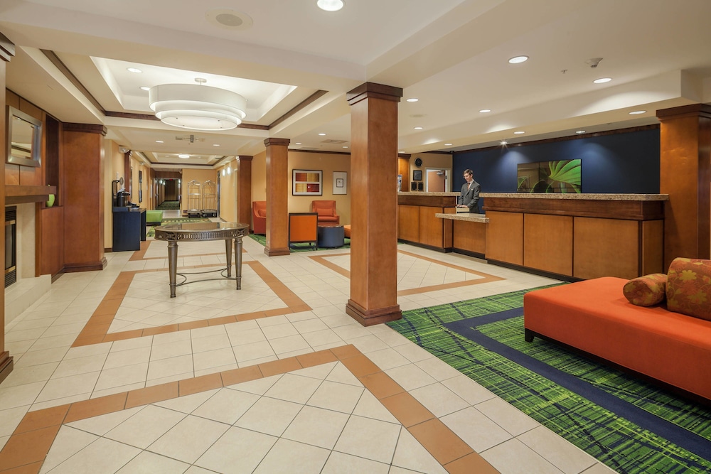 Fairfield Inn and Suites Jacksonville Beach 5/54