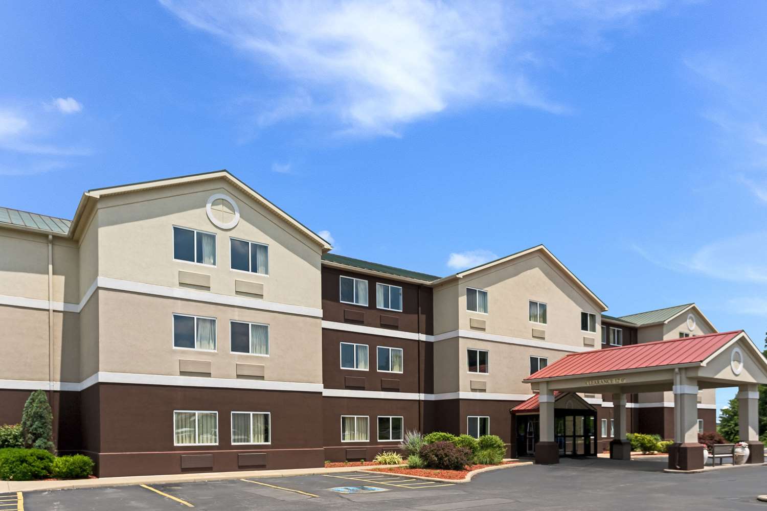 Quality Inn & Suites Ferdinand 6/27
