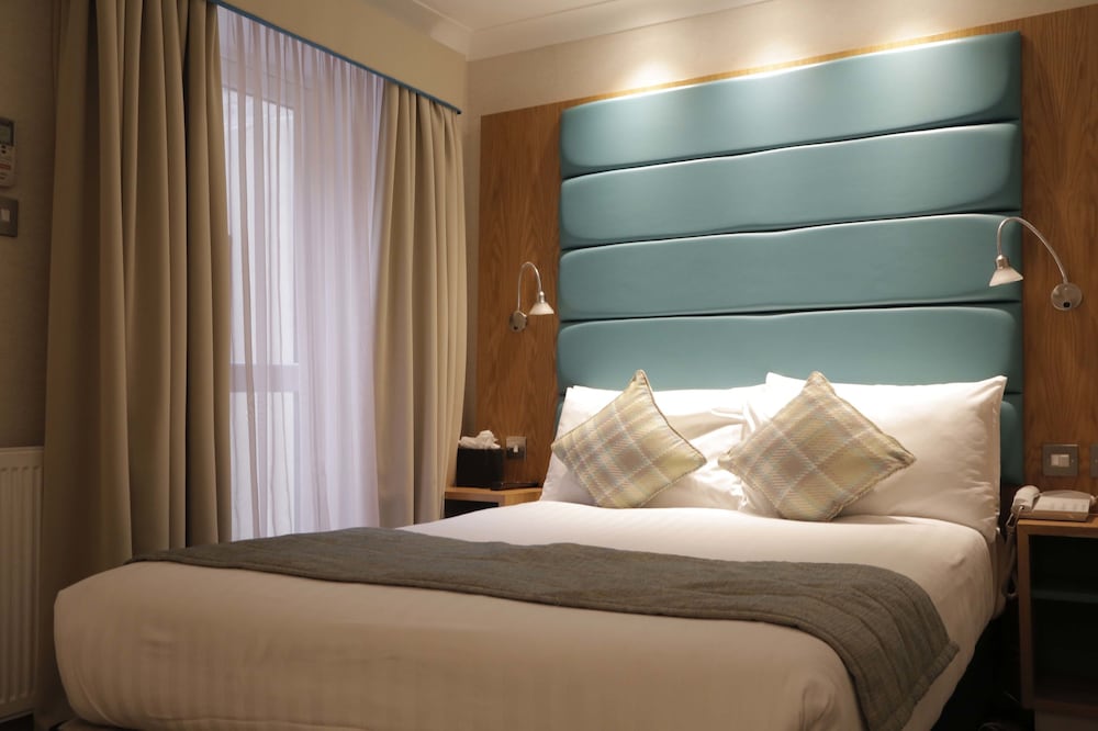 FAMILY, 2 DOUBLE BEDS