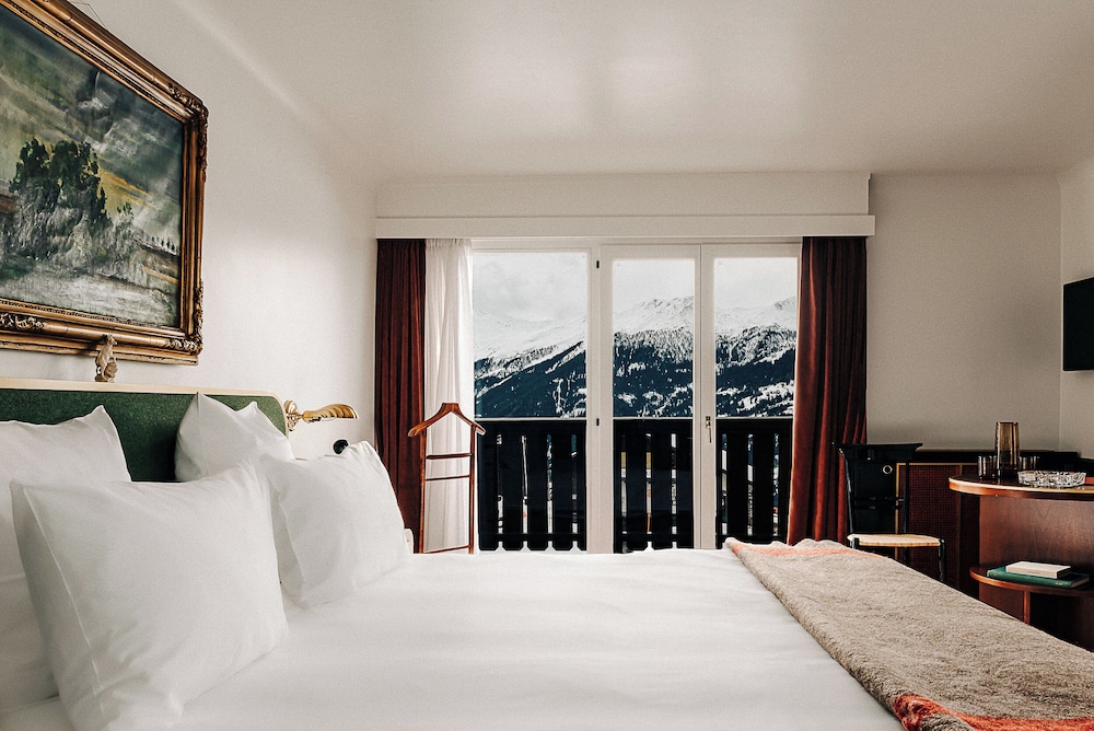 Junior Suite, King Bed, Sofa, Terrace