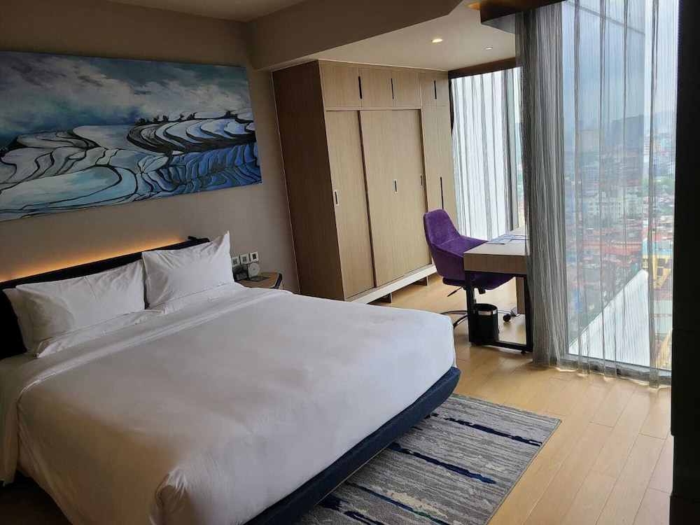 Novotel Hanoi Thai Ha 18/71