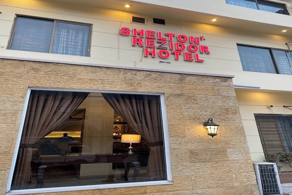 Shelton’s Rezidor Lahore photo2