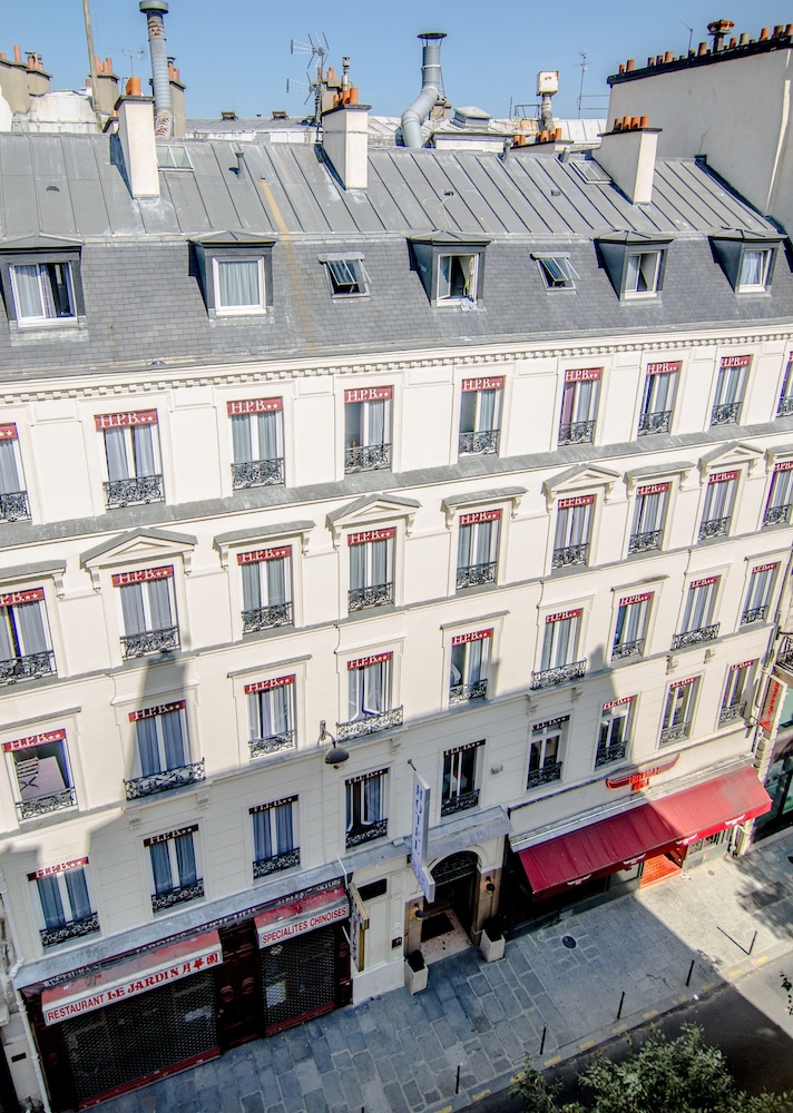 HOTEL PARIS BRUXELLES in PARIS