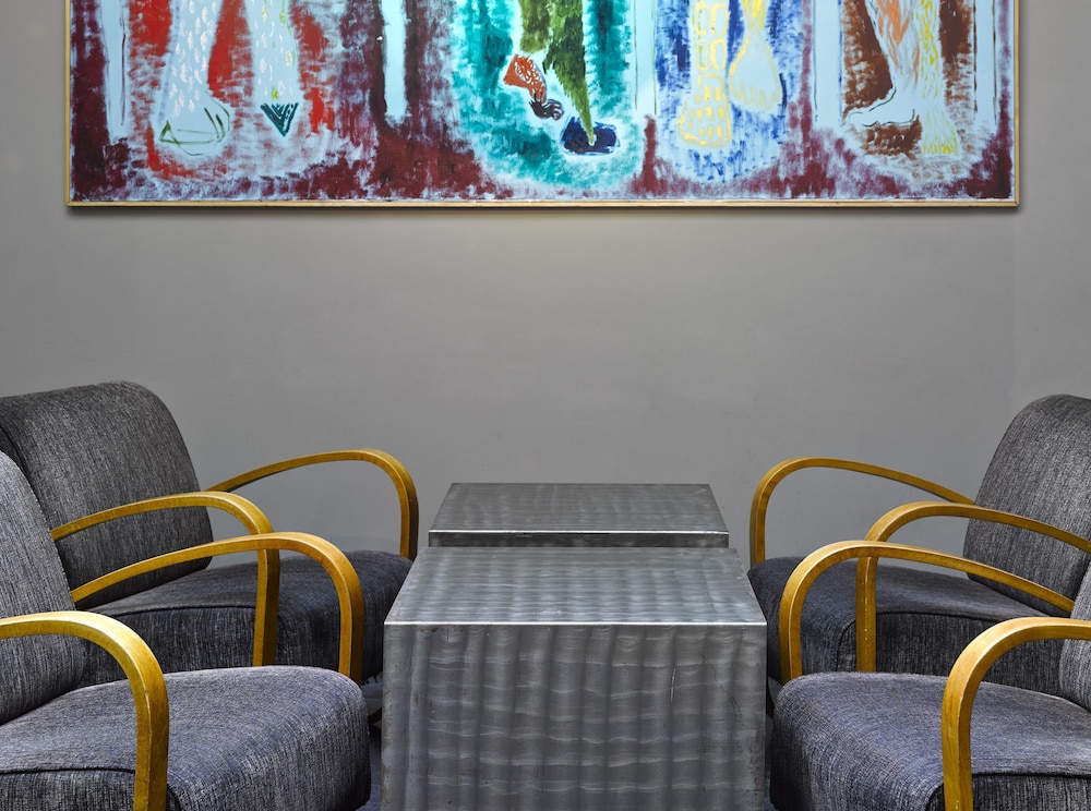 The Icon Hotel And Lounge 52/64