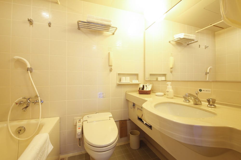 Tokushima Grandvrio Hotel 48/50