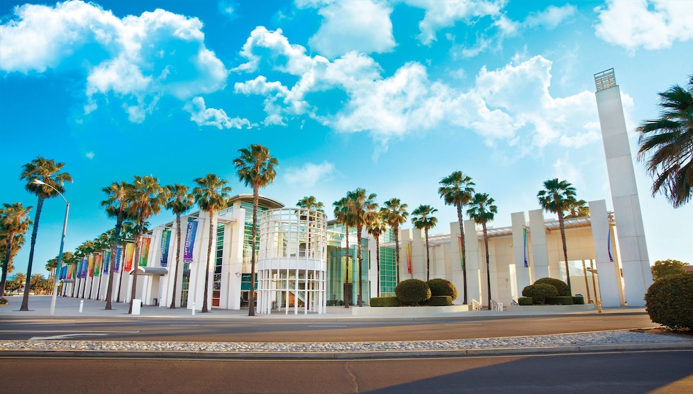 Regency Inn Norco 5/42