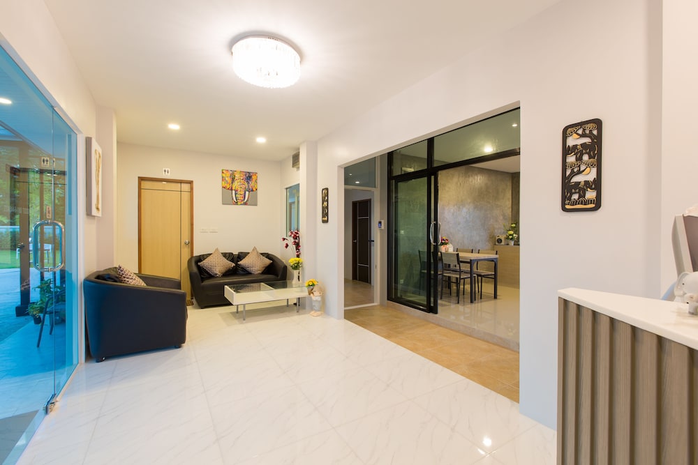 Phant At Thalang Service Apartment 25/32