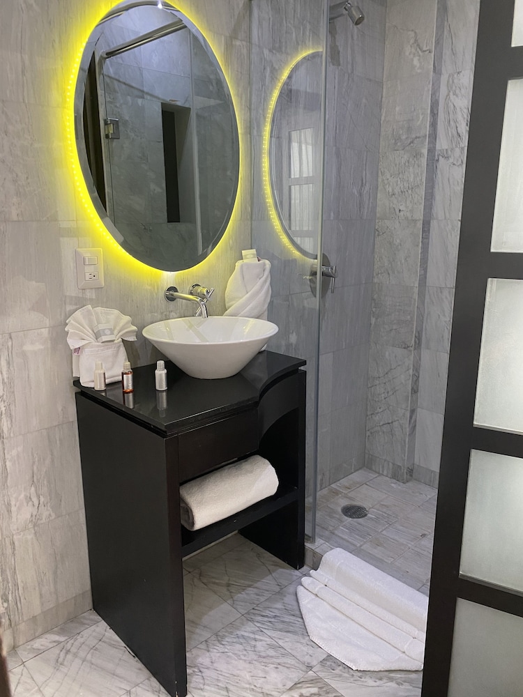 Suites Ganges 47/47