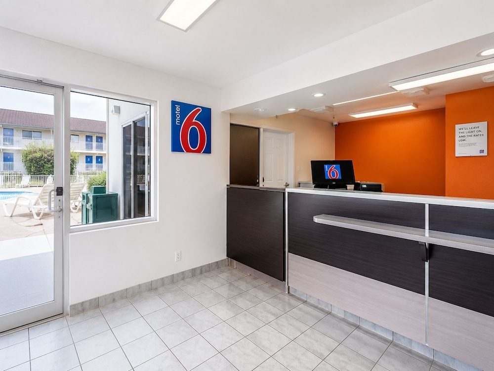 Motel6 Yreka, CA 15/62