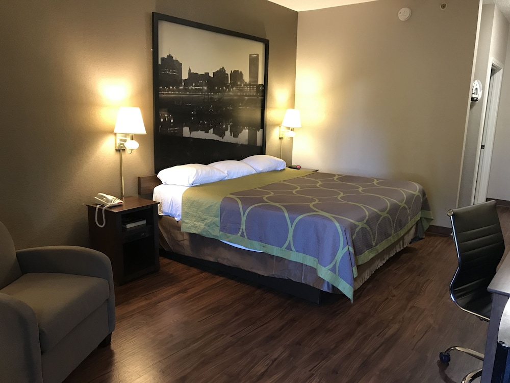 Harmony Hotel Hernando 16/35