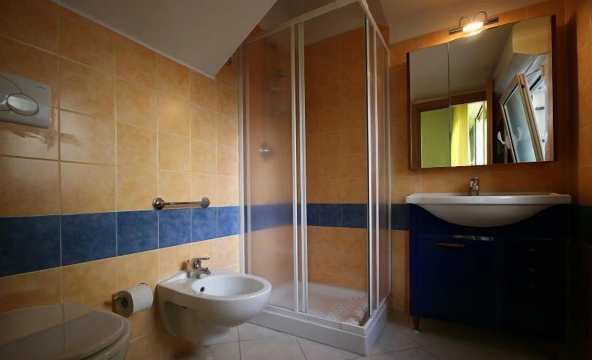 1 BEDROOM, APARTMENT