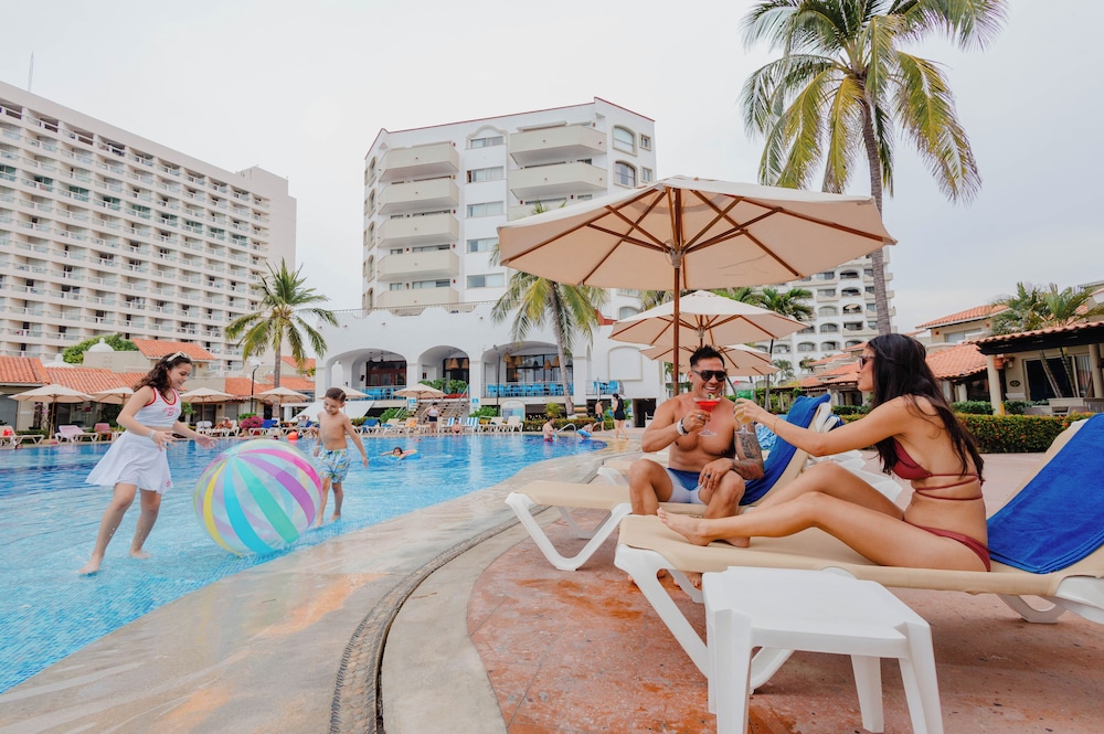 Tesoro Ixtapa 43/54