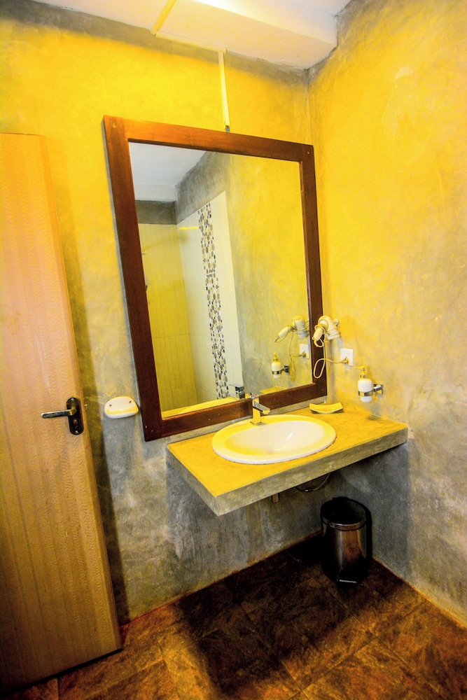 Kutumbaya Resort 44/50