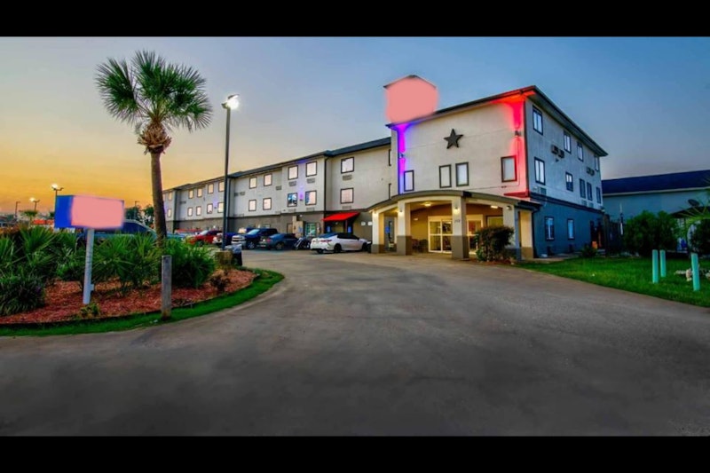 Oyo Townhouse Sulphur,LA Extended Stay I-10 19/27