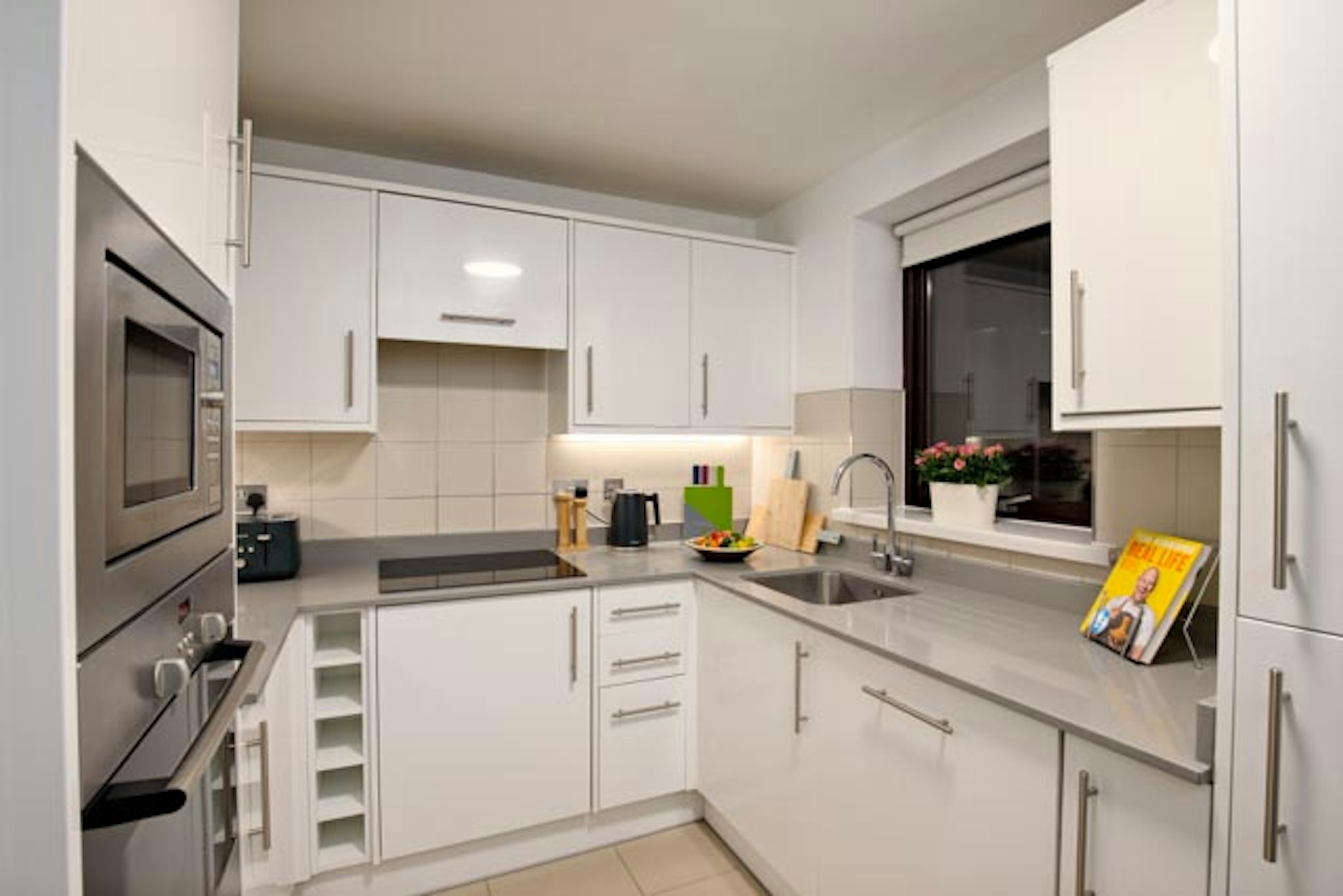 Monarch House - Serviced Apartments - Kensington 31/36