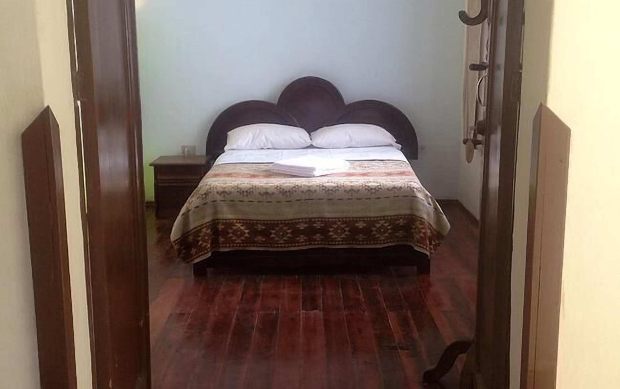 SUPERIOR, DOUBLE BED