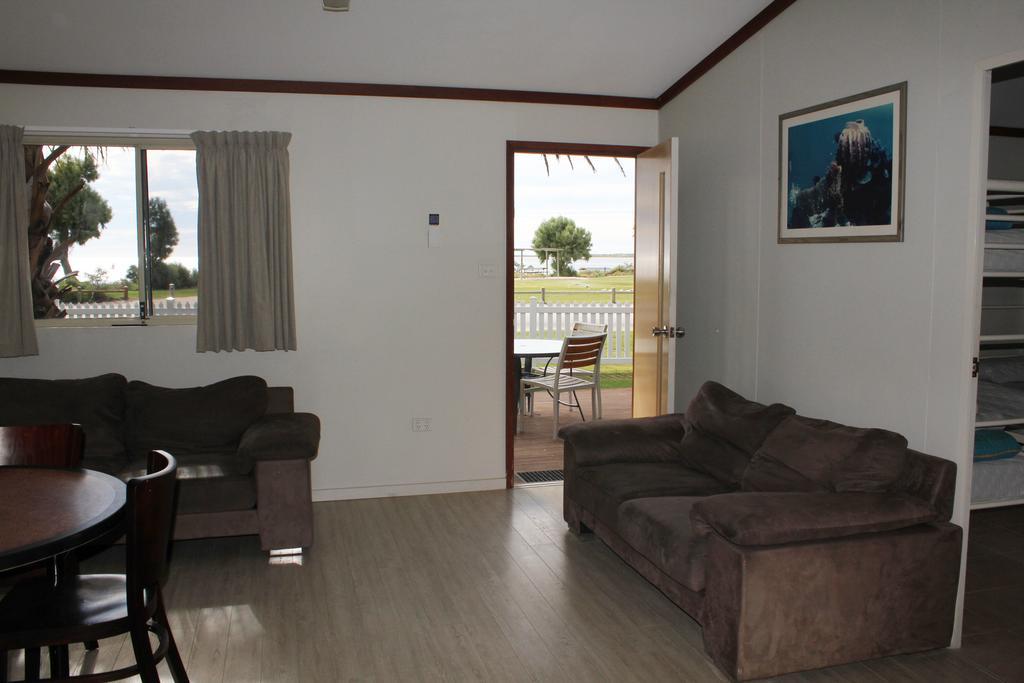 NINGALOO CORAL BAY 15/26