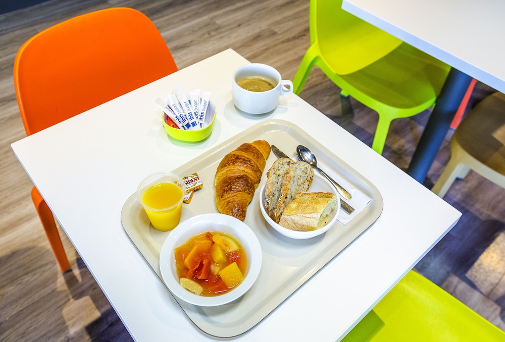 Ibis Budget Hyeres Centre Ville 49/70