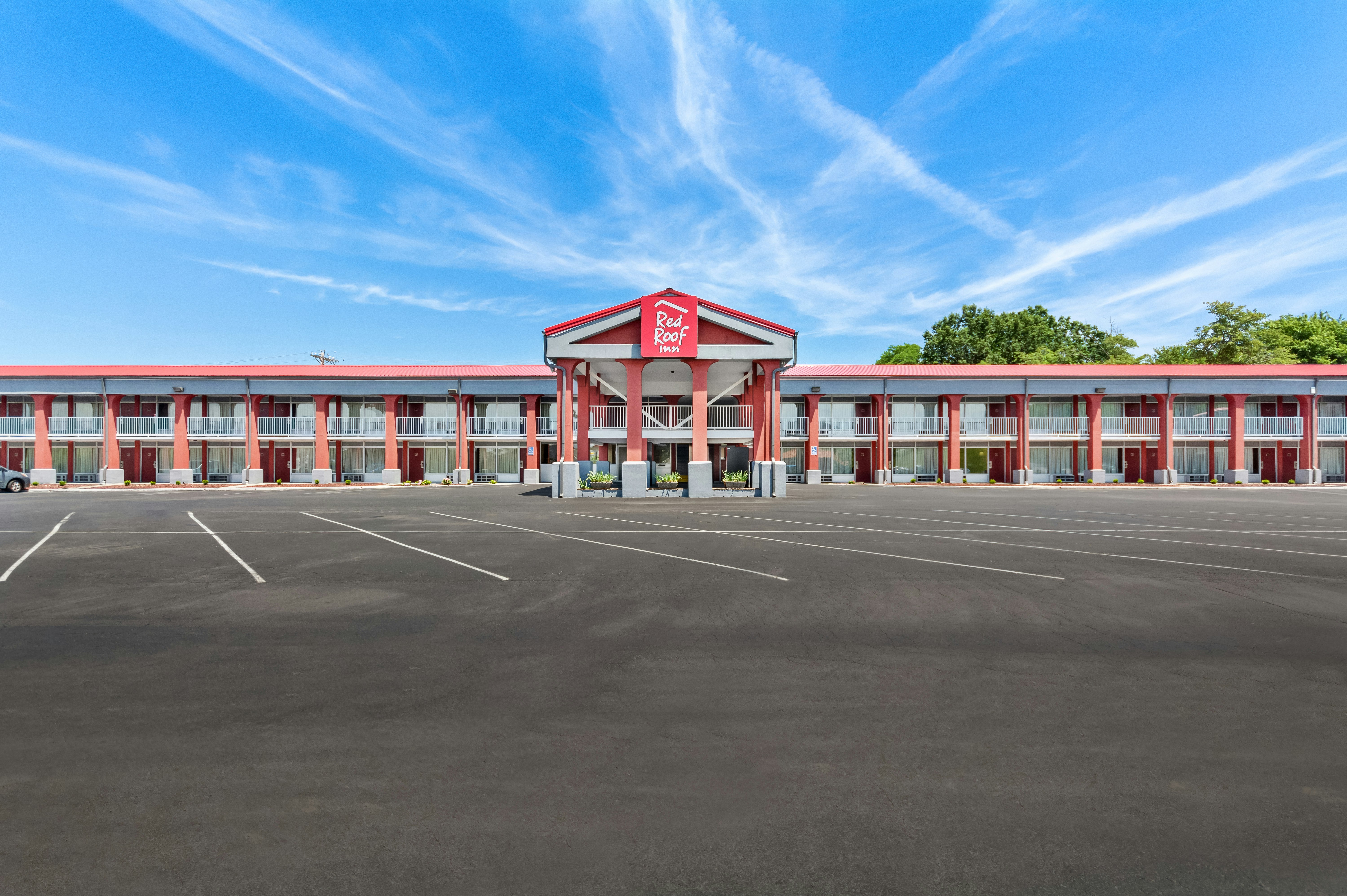 Red Roof Inn Berea 24/27