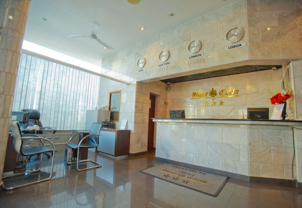 HOTEL MONTE CARLO 9/52