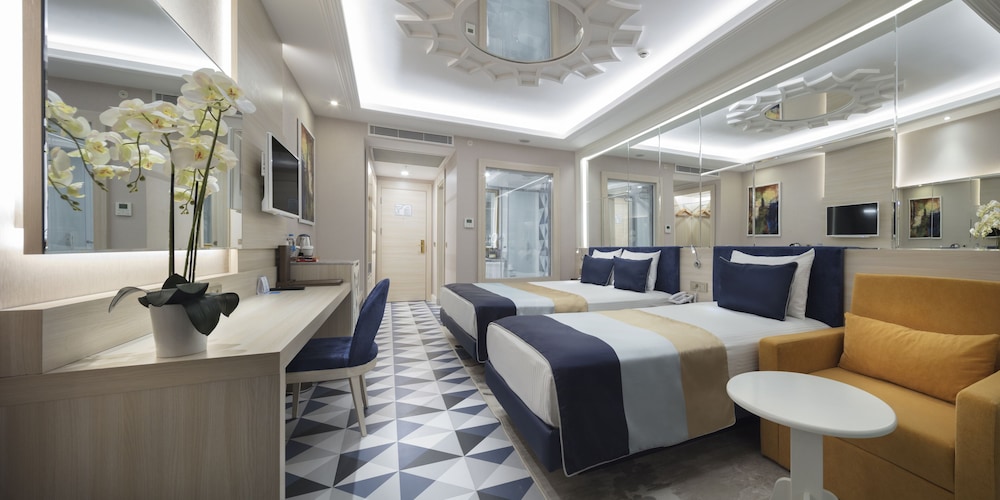 Granada Luxury Beach 31/50