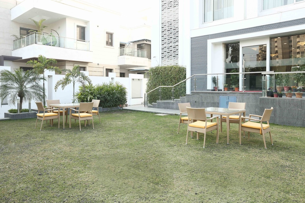 Eden Residency 20/22