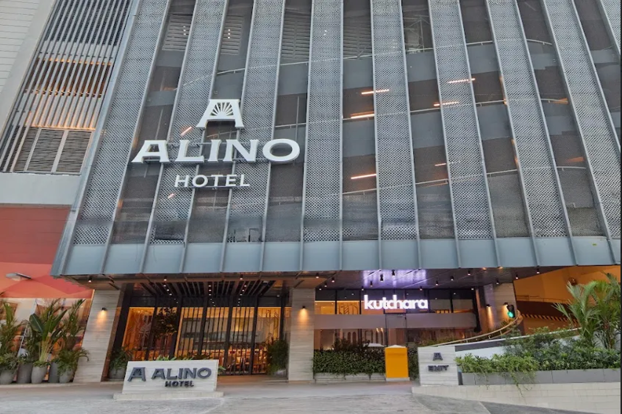 Alino Hotel 1/14