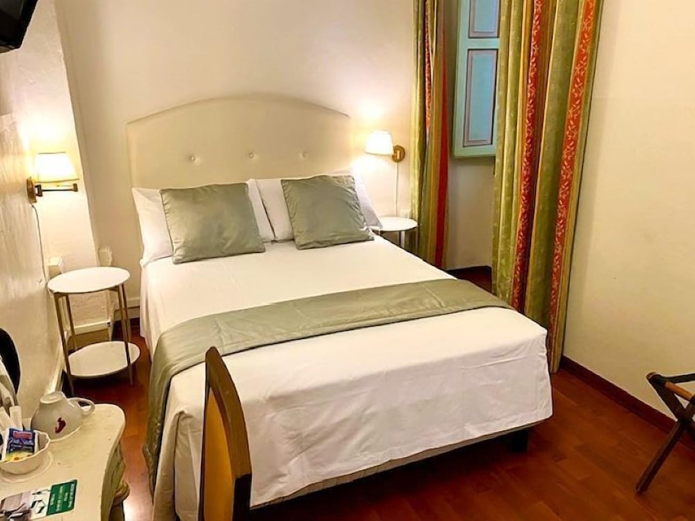ECONOMY, DOUBLE BED