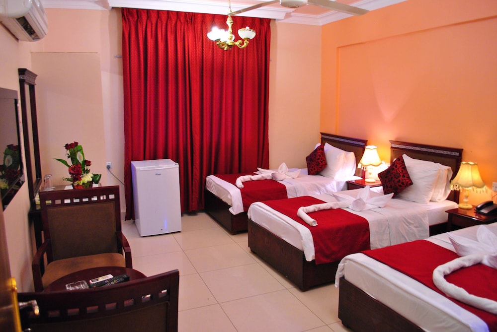 Al Qidra Hotel 8/24